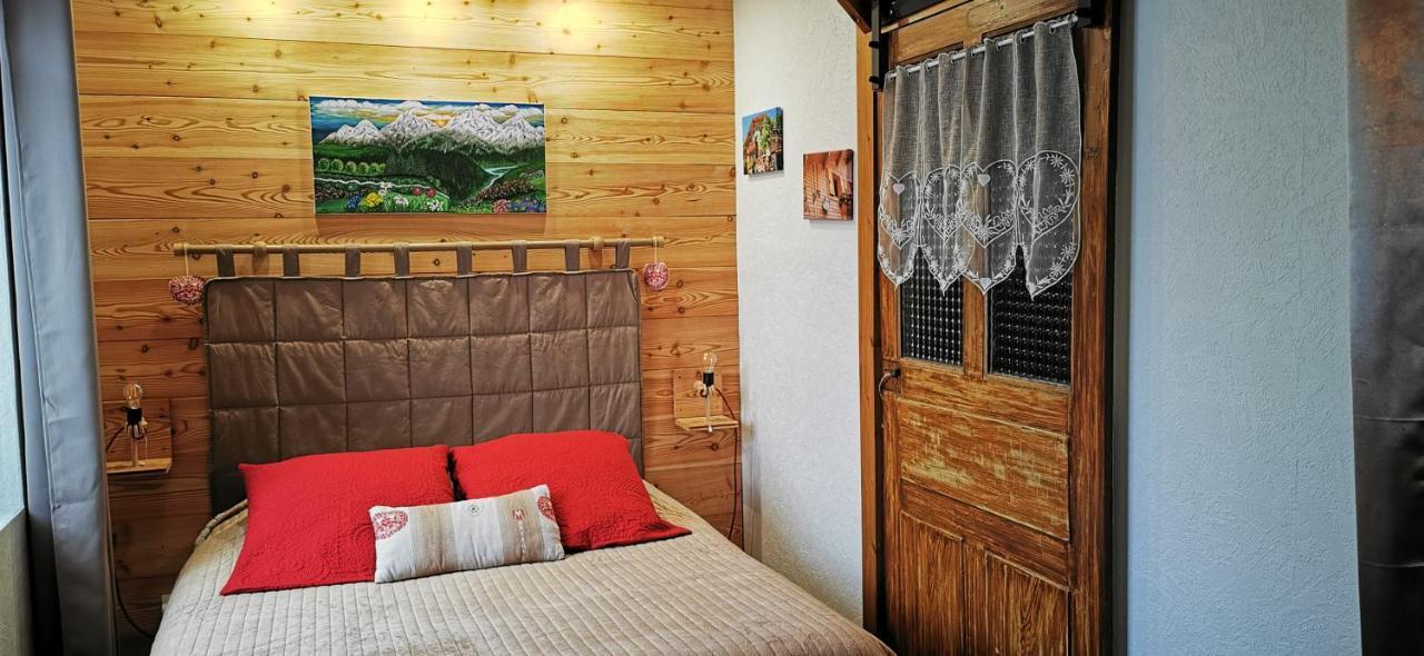 Ferienwohnung La Grange De Lina Grignon Exterior foto